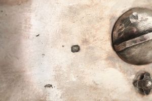 Salsiera in argento sbalzato e cesellato Francia, Parigi, bolli in uso dal 1819 al 1838  - Asta Argenti da Collezione - Associazione Nazionale - Case d'Asta italiane