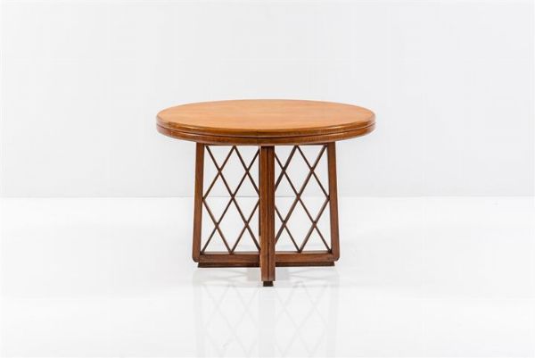 PONTI GIO  attribuito : Tavolo in legno di noce. Anni '50 cm 74x100  - Asta Design - Associazione Nazionale - Case d'Asta italiane