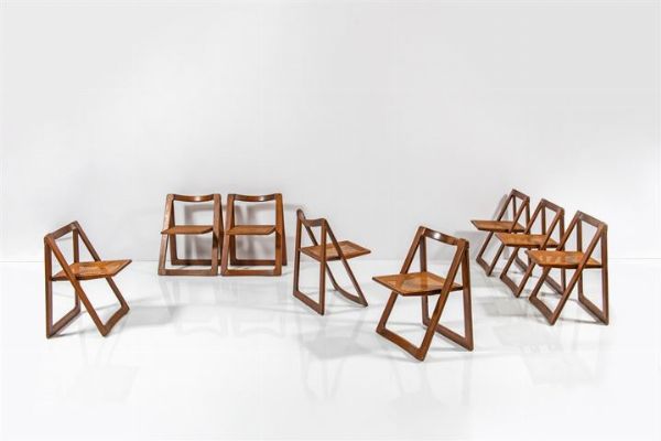 PRODUZIONE ITALIANA : Otto sedie in legno e canna d'India. Anni '50 cm 75x54 5x50  - Asta Design - Associazione Nazionale - Case d'Asta italiane
