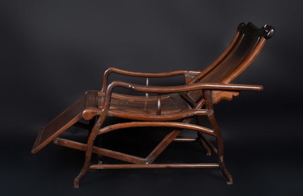 Arte Cinese : 'Chaise longue in legnoCina, XIX secolo '  - Asta ASTA 268 - ARTE ORIENTALE - Associazione Nazionale - Case d'Asta italiane