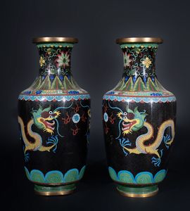 Arte Cinese - 'Coppia di vasi cloisonn Cina, dinastia Qing, XIX secolo '