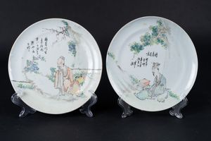 Arte Cinese - 'Coppia di piatti istoriati in porcellana Cina, inizi XX secolo '