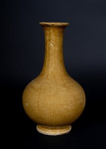 Arte Cinese - 'Vaso in porcellana con invetriatura gialla Cina, XX secolo '
