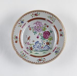 Arte Cinese - 'Piatto in porcellana famiglia rosa Cina, dinastia Qing, periodo Yongzheng, XVIII secolo '