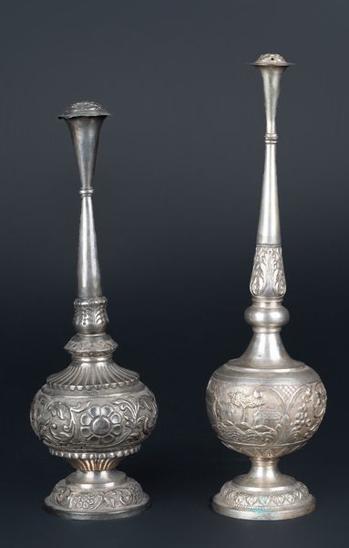 Arte Islamica : 'Due aspersori in argento India, XIX secolo '  - Asta ASTA 269 - ARTE ISLAMICA - Associazione Nazionale - Case d'Asta italiane