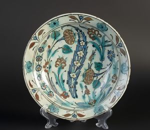 Arte Islamica - 'Piatto Iznik in ceramica Turchia Ottomana, XVII secolo '