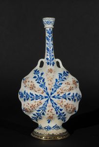Arte Islamica - 'Bottiglia safavide in ceramicaIran, Kirman, XVII secolo '