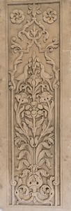 Arte Islamica - 'Pannello in arenaria scolpito con fiori e uccelli India Mogul, XVII-XVIII secolo '