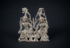 Arte Indiana - 'Gruppo in bronzo raffigurante Shiva e Parvati India Nord Orientale, XI-XII secolo '