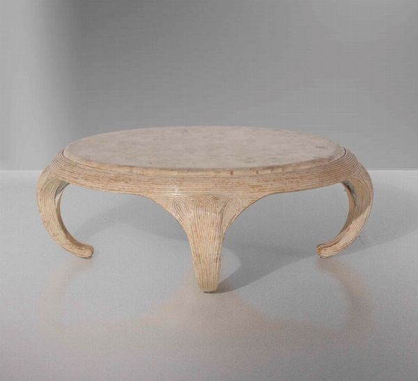 Tavolo basso in legno intagliato e laccato.  - Asta Design - Associazione Nazionale - Case d'Asta italiane
