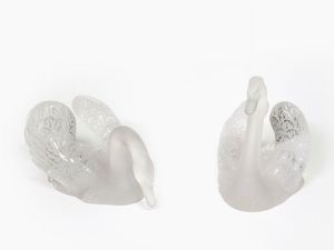 Coppia di sculture in cristallo, Manifattura Lalique  - Asta House sale: Arte e Design da villa 