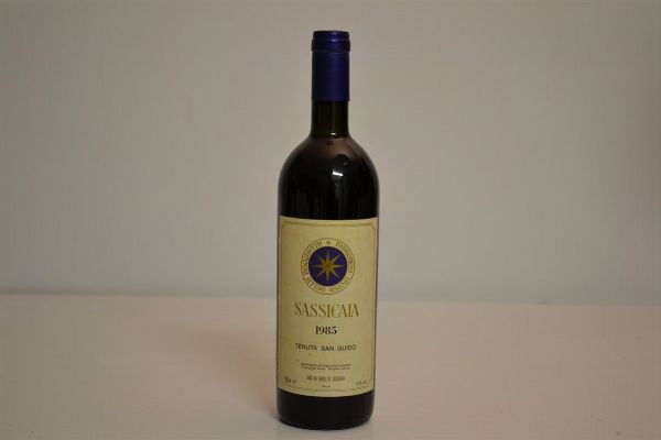 Sassicaia Tenuta San Guido 1985  - Asta Una Prestigiosa Selezione di Vini e Distillati da Collezioni Private - Associazione Nazionale - Case d'Asta italiane