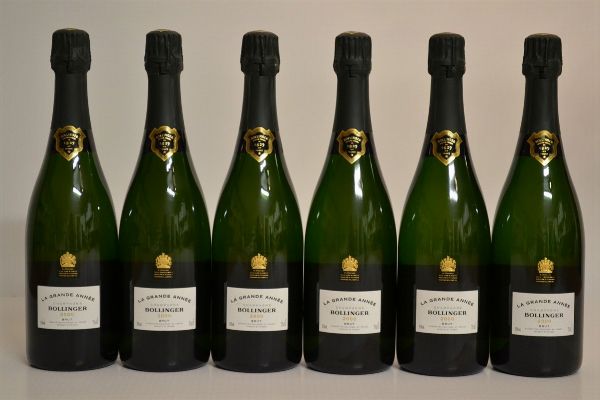 Bollinger Grand Année 2000  - Asta Una Prestigiosa Selezione di Vini e Distillati da Collezioni Private - Associazione Nazionale - Case d'Asta italiane