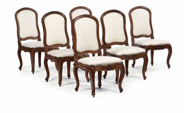 Sei sedie Luigi XV in noce, XVIII secolo  - Asta Antiquariato - Associazione Nazionale - Case d'Asta italiane