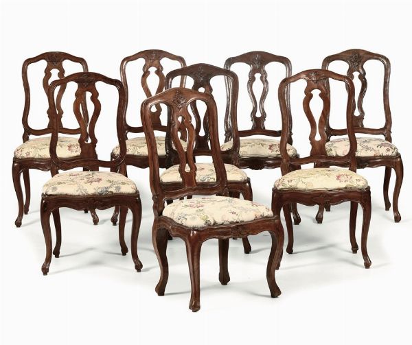 Otto sedie in noce Luigi XV, Genova XVIII secolo  - Asta Antiquariato - Associazione Nazionale - Case d'Asta italiane