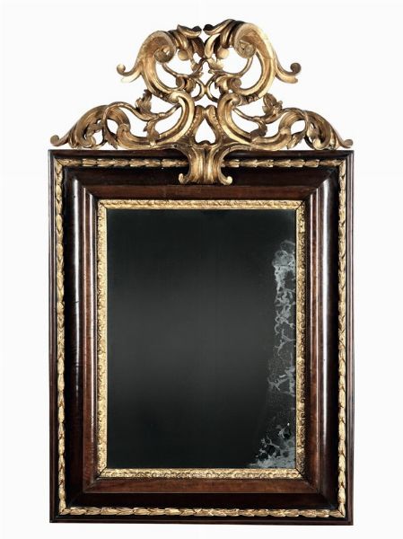 Specchiera con cornice in legno laccato e dorato, XVIII secolo  - Asta Antiquariato - Associazione Nazionale - Case d'Asta italiane