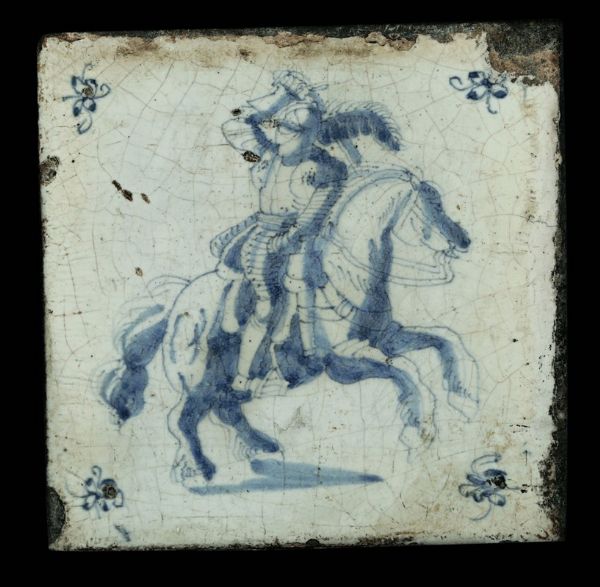 Tre piastrelle Olanda sttentrionale, 1650-1700  - Asta Antiquariato - Associazione Nazionale - Case d'Asta italiane