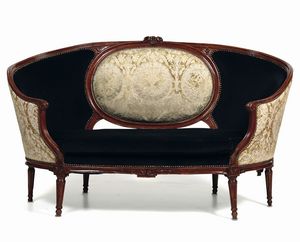 Salotto composto da divano e coppia di poltrone, XVIII secolo  - Asta Antiquariato - Associazione Nazionale - Case d'Asta italiane