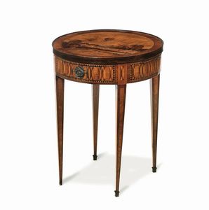 Tavolino rotondo in legno impiallacciato ed intarsiato, XIX secolo  - Asta Antiquariato - Associazione Nazionale - Case d'Asta italiane