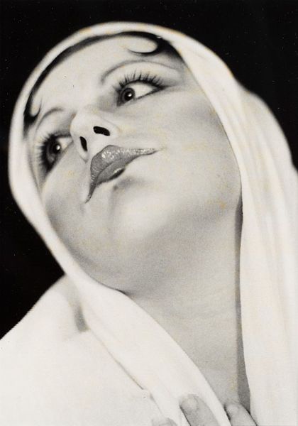 Cindy Sherman : Madonna  - Asta Fotografia - Associazione Nazionale - Case d'Asta italiane