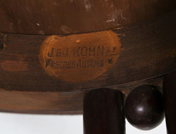 HOFFMANN JOSEF (1870 - 1956) : Tavolino  - Asta ASTA 272 - DESIGN (online) - Associazione Nazionale - Case d'Asta italiane