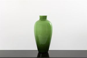 VENINI - Vaso in vetro colorato incamiciato. Marcato Venini Italia '80 h cm 64