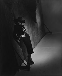 Horst Horst P. : VOGUE FASHION Blanche Grady for Bergdorf Goodman, Parigi, 1938  - Asta Fotografia - Associazione Nazionale - Case d'Asta italiane