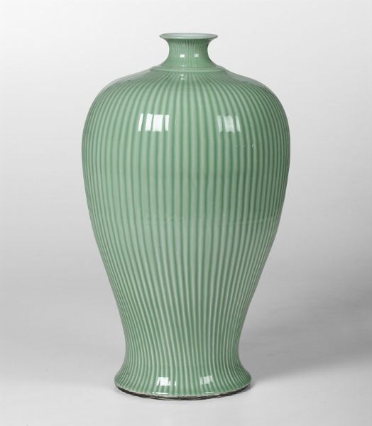 Grande vaso in ceramica smaltata.  - Asta Design - Associazione Nazionale - Case d'Asta italiane