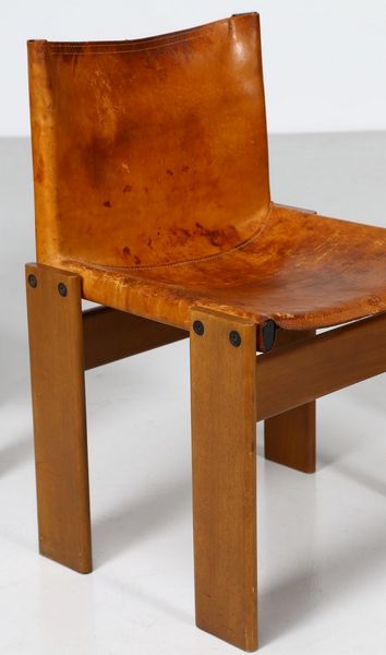 SCARPA AFRA (1937 -2011) & TOBIA (n. 1935) : Quattro sedie  - Asta ASTA 273 - FINE DESIGN - Associazione Nazionale - Case d'Asta italiane
