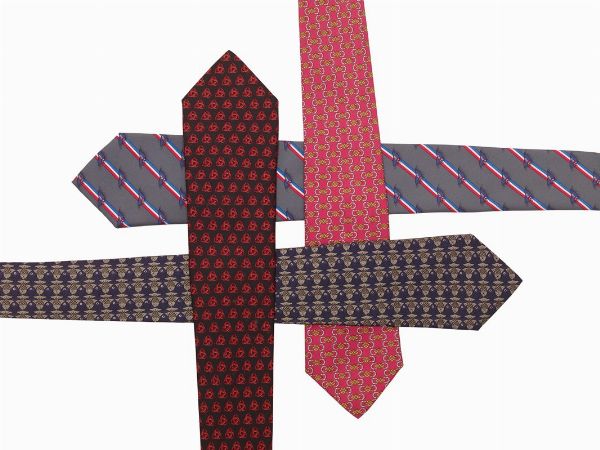 Herms : Lotto composto da quattro cravatte in seta  - Asta Luxury Fashion - Associazione Nazionale - Case d'Asta italiane