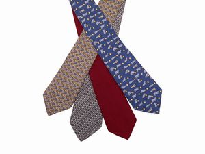 Herms - Lotto composto da quattro cravatte in seta