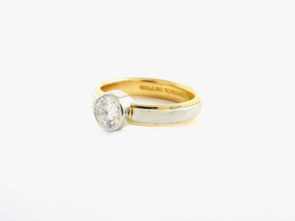 Anello solitario Tiffany in oro giallo e platino con diamante  - Asta Gioielli e Orologi - II - Associazione Nazionale - Case d'Asta italiane