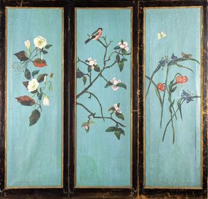 PARAVENTO - Cm 111x 117 A tre ante dipinte con decori di farfalle e fiori Difetti e rotture