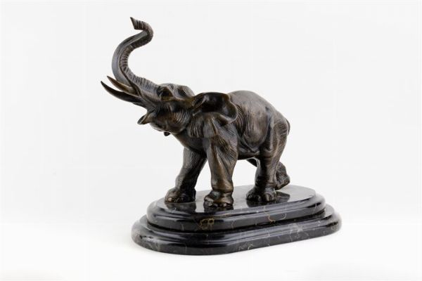 NON DEFINITO : Elefante  - Asta Asta 159 - Dipinti, sculture, grafica - Associazione Nazionale - Case d'Asta italiane