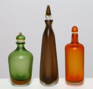 VENINI PAOLO (1895 - 1959) : Tre bottiglie  - Asta ASTA 275 - VETRI DI MURANO E CERAMICHE - Associazione Nazionale - Case d'Asta italiane