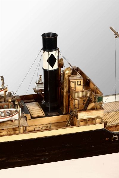 Modello di cantiere del piroscafo inglese Corland,  Gran Bretagna 1917 circa  - Asta Arte Marinara - Associazione Nazionale - Case d'Asta italiane