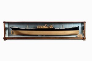 Mezzo modello di cantiere con specchio della SS Craigforth. Gran Bretagna 1907 circa  - Asta Arte Marinara - Associazione Nazionale - Case d'Asta italiane