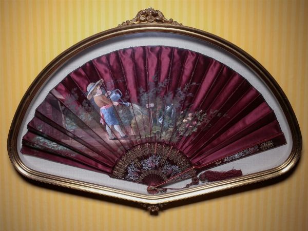 Ventaglio  - Asta House Sale: Arredi e dipinti da Villa Il roseto a San Domenico (FI) - II - Associazione Nazionale - Case d'Asta italiane
