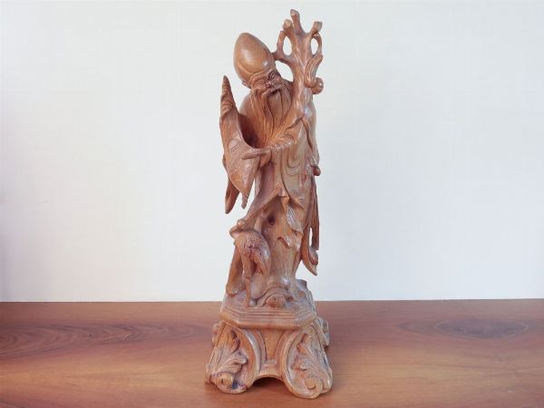 Figura in legno di bosso  - Asta House Sale: Arredi e dipinti da Villa Il roseto a San Domenico (FI) - III - Associazione Nazionale - Case d'Asta italiane