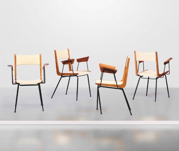 Quattro sedie con struttura in metallo laccato e legno. Rivestimenti in skai.  - Asta Design Lab - Associazione Nazionale - Case d'Asta italiane