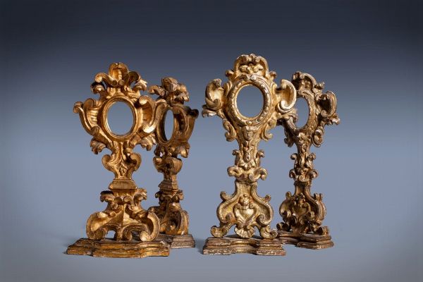 Due coppie di porta reliquie in legno dorato e a mecca, Roma secolo XVIII  - Asta Incanti d'Arte - Associazione Nazionale - Case d'Asta italiane