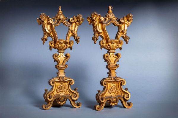 Coppia di porta reliquie in legno dorato, Roma secolo XVIII  - Asta Incanti d'Arte - Associazione Nazionale - Case d'Asta italiane