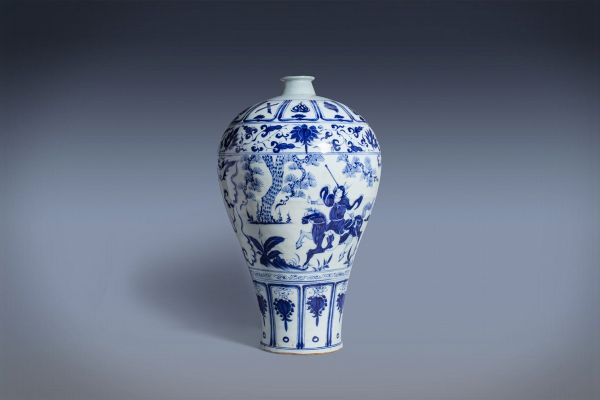 Vaso in porcellana bianca e blu, Cina secolo XIX  - Asta Incanti d'Arte - Associazione Nazionale - Case d'Asta italiane