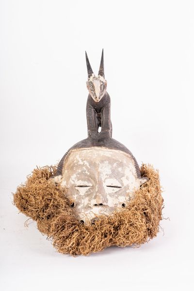 Arte africana : Maschera con antilope, Ibo (?) Nigeria  - Asta ASTA 285 - ARTE AFRICANA E OCEANIA DA DUE IMPORTANTI COLLEZIONI PRIVATE EUROPEE - Associazione Nazionale - Case d'Asta italiane