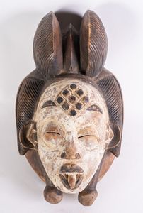 Arte africana - Insolita maschera okuyi, Punu Gabon