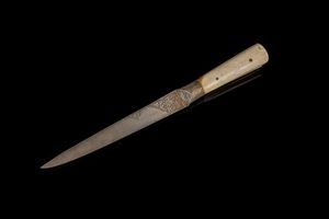 Arte Islamica - Pugnale kard con impugnatura in osso  India, XVIII secolo