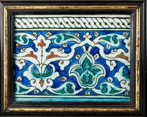 Arte Islamica - Mattonella da bordo su sfondo blu Turchia ottomana, XVII secolo