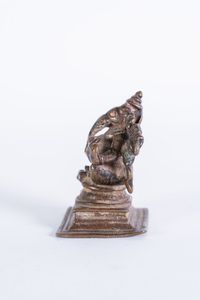 Arte Indiana : Bronzo devozionale raffigurante Ganesh India, XVII secolo  - Asta ASTA 286 - ARTE ISLAMICA E INDIANA include dipinti orientalisti - Associazione Nazionale - Case d'Asta italiane