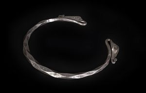 Arte Indiana - Collare in argento cultura Miao Laos, XIX-XX secolo