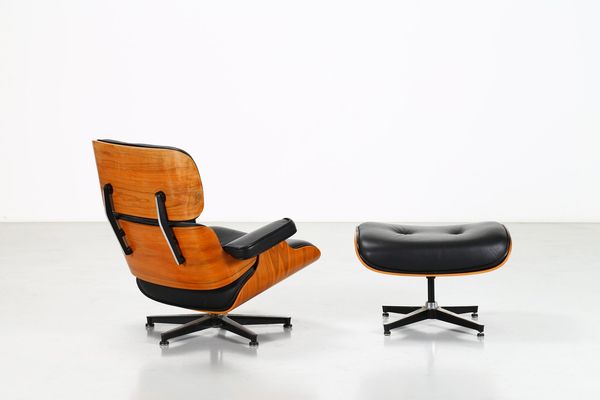 EAMES CHARLES & RAY (1907 - 1978) : Eames lounge chair  - Asta ASTA 284 - DESIGN (online) - Associazione Nazionale - Case d'Asta italiane